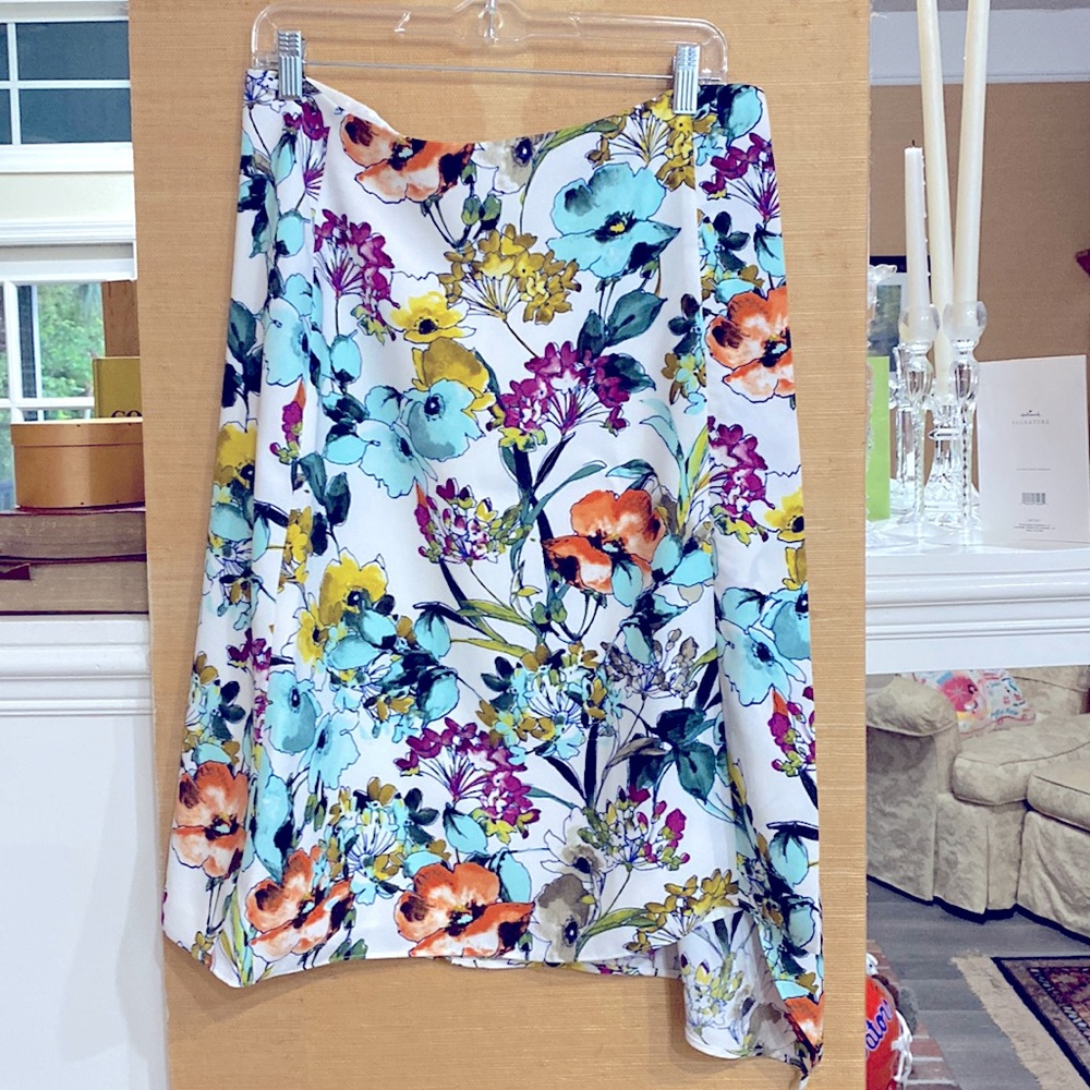 Floral skirt by The Limited Luxe Collection Sz 12